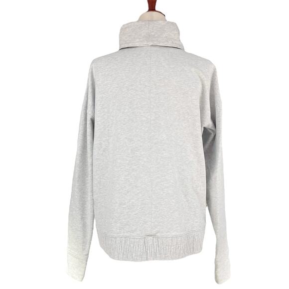 LULULEMON Stress Less Pullover in Heathered Core Ultra Light Grey Size 8 W3BF8S - Picture 8 of 9